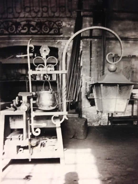 Geschmiedete Lampenanlage