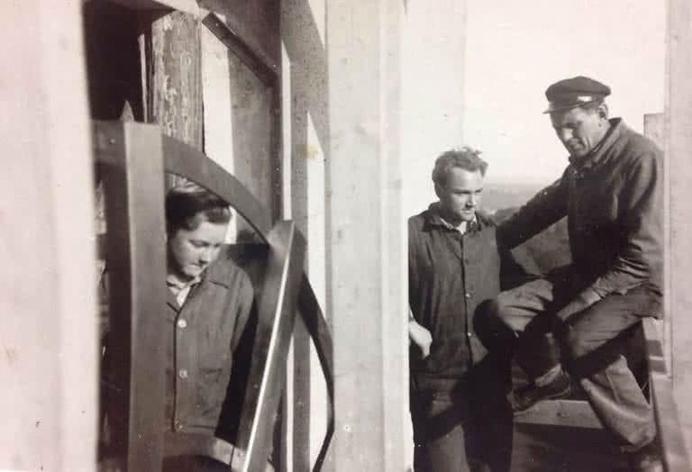 Arbeiten am Ziffernblatt Kirchturm Christkönig 1932